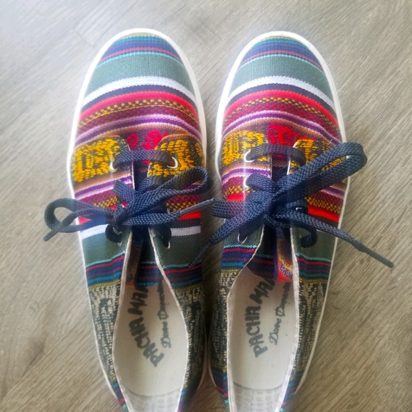 Pacha Mama Shoes / Peruvian Textile Shoes - Picture 2 of 4